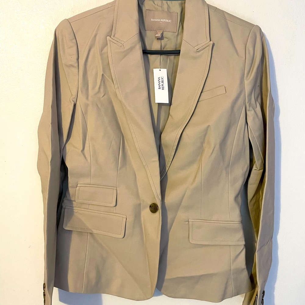 Banana Republic khaki skirt suit
